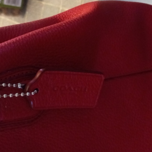 Beautiful true red Coach - Picture 3 of 11